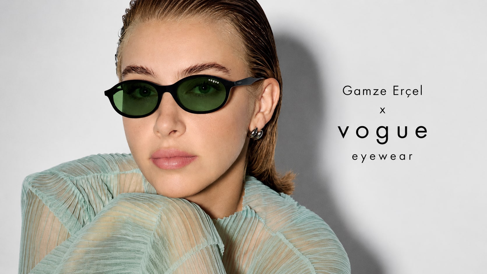 Vogue Modern Çizgiler
